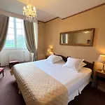 Chateau D'ermenonville 5*