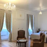 Chateau D'ermenonville 5*
