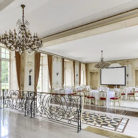 Chateau D'ermenonville 5*