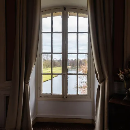 Chateau D'ermenonville 호텔 에름농빌
