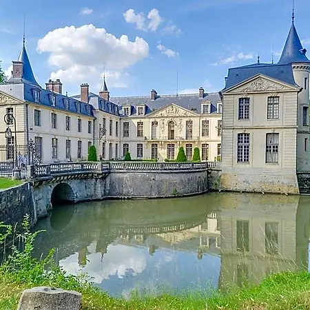 호텔 Chateau D'ermenonville