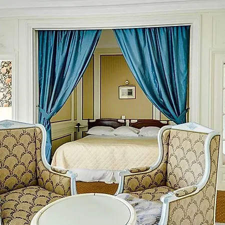 Chateau D'ermenonville 호텔 5*