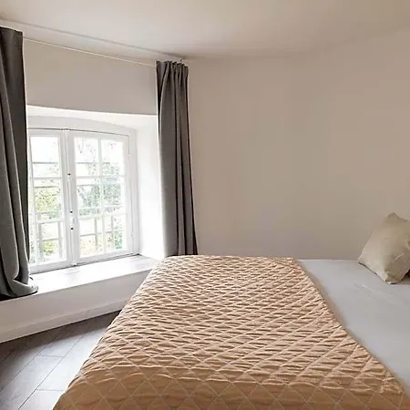 Chateau D'ermenonville 5* 에름농빌