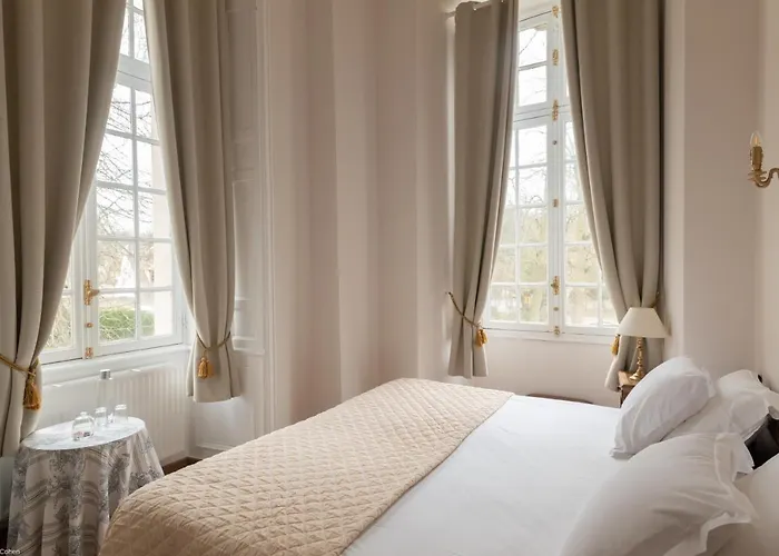 Chateau D'ermenonville Hotel 5*