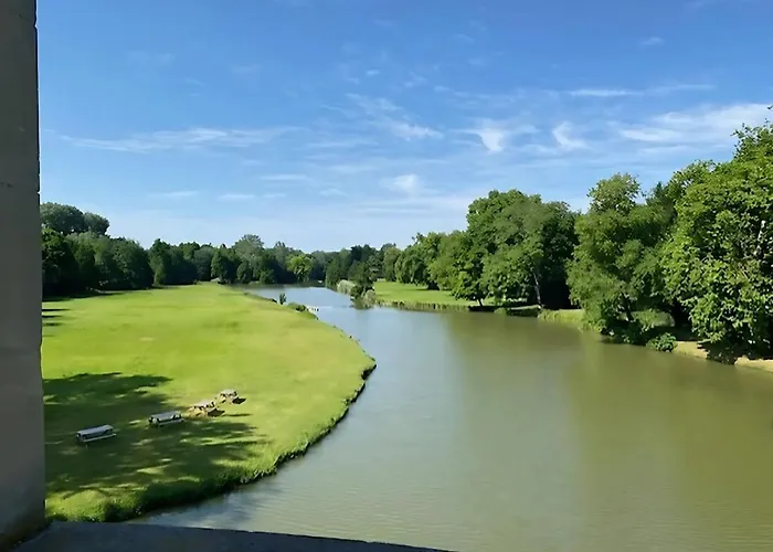 Chateau D'ermenonville Hotel