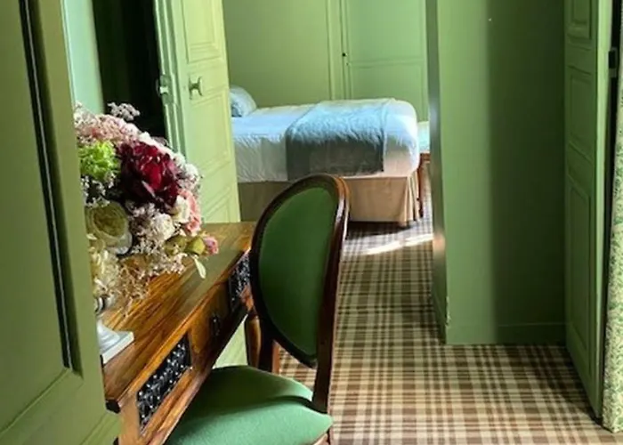 Hotel Chateau D'ermenonville