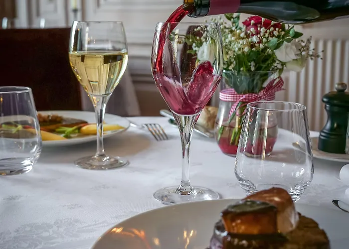 Hotel Chateau D'ermenonville 5*